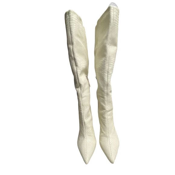 Raye Yasmin Boot in White Size 9 - Picture 3 of 6